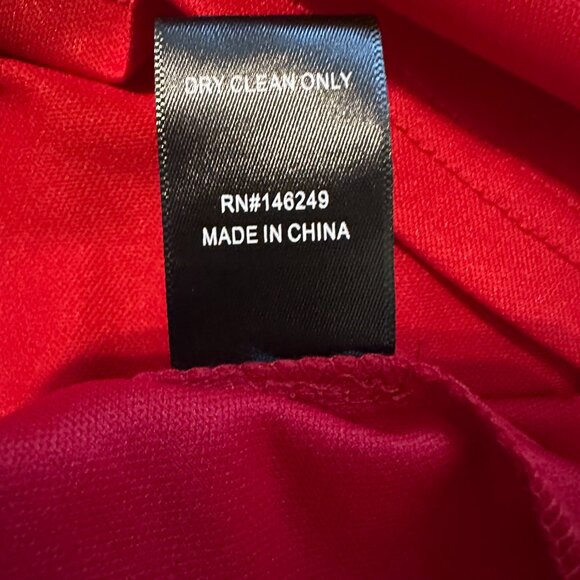 Aakaa Red V-neck Dress NWT - Picture 12 of 13